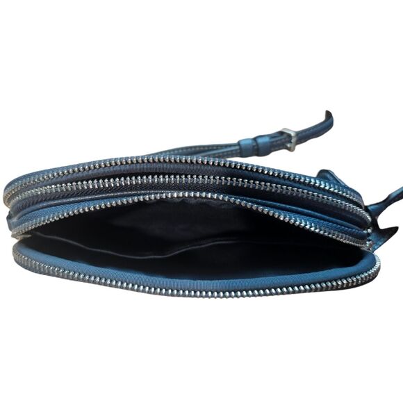 Coach Crossbody Pouch In Signature Canvas Coach Radial Rainbow Navy Leather NWOT - Picture 13 of 16